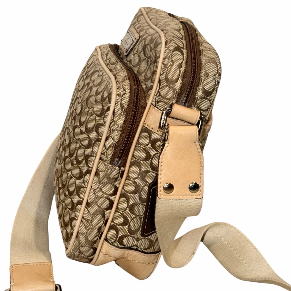 Coach Vintage Signature Khaki Crossbody Swingpack Bag - Picture 5 of 15